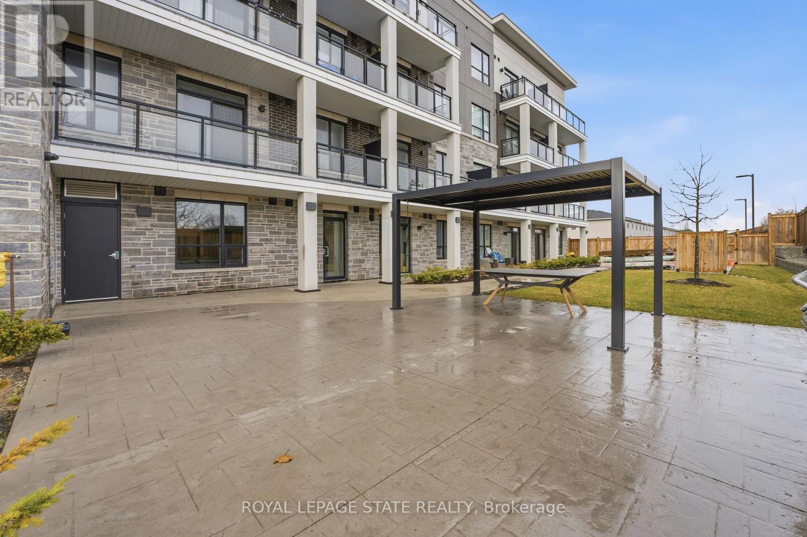 203 - 120 Springvalley Crescent Property Photo 17