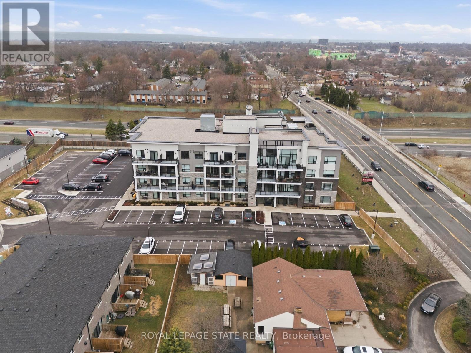 203 - 120 Springvalley Crescent Property Photo 27