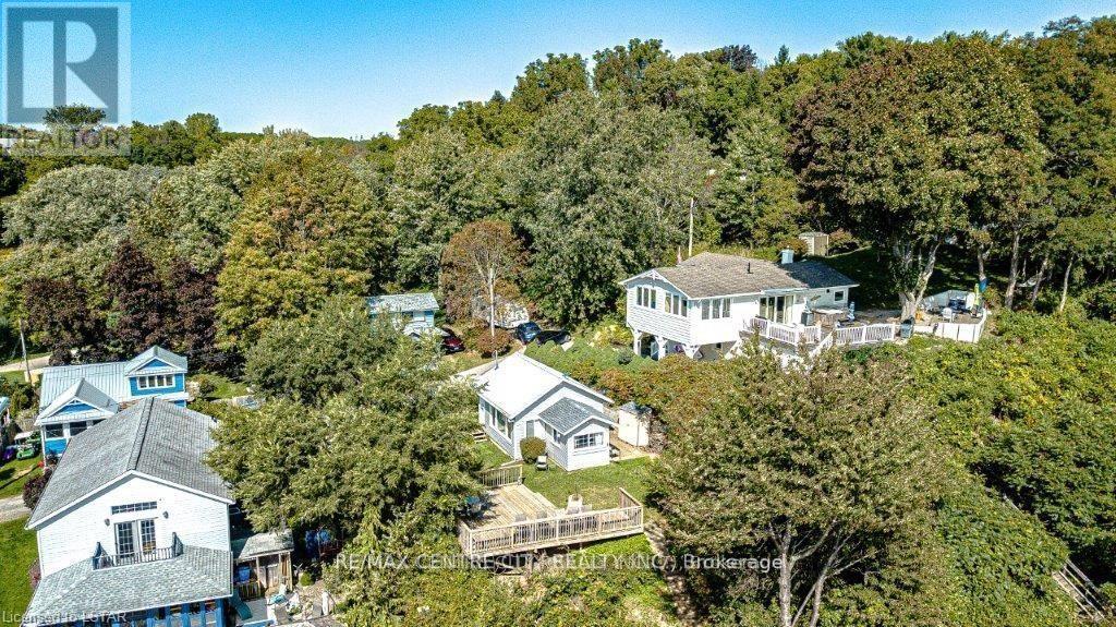 49225 Blair , R. R. 2 Drive
