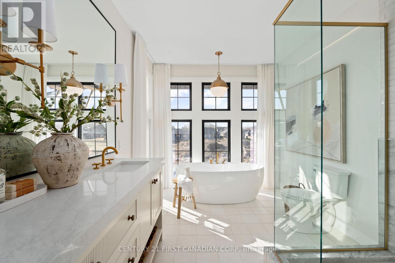 240 Foxborough Place Property Photo 7