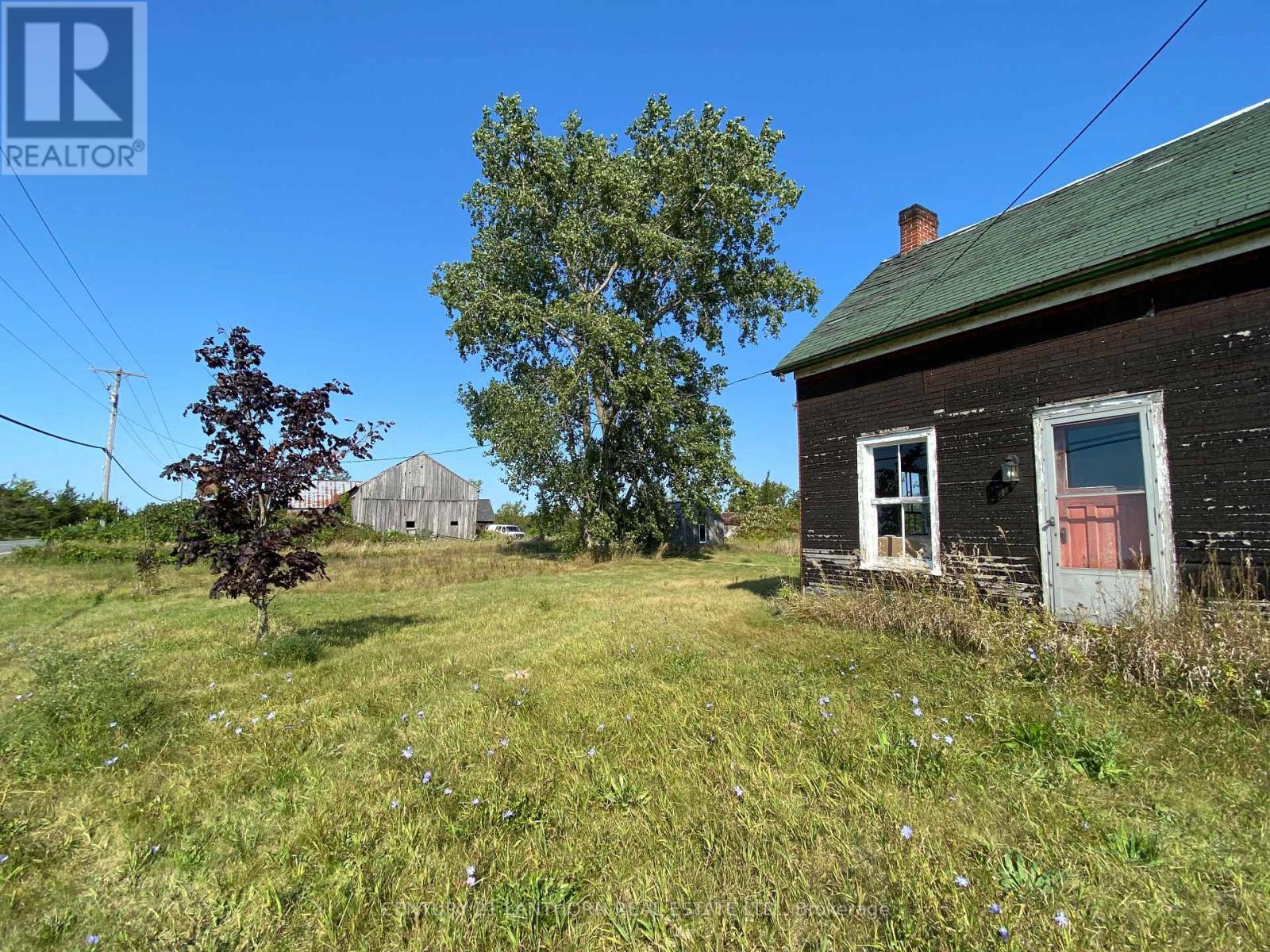 1677 County 8 Road Property Photo 4