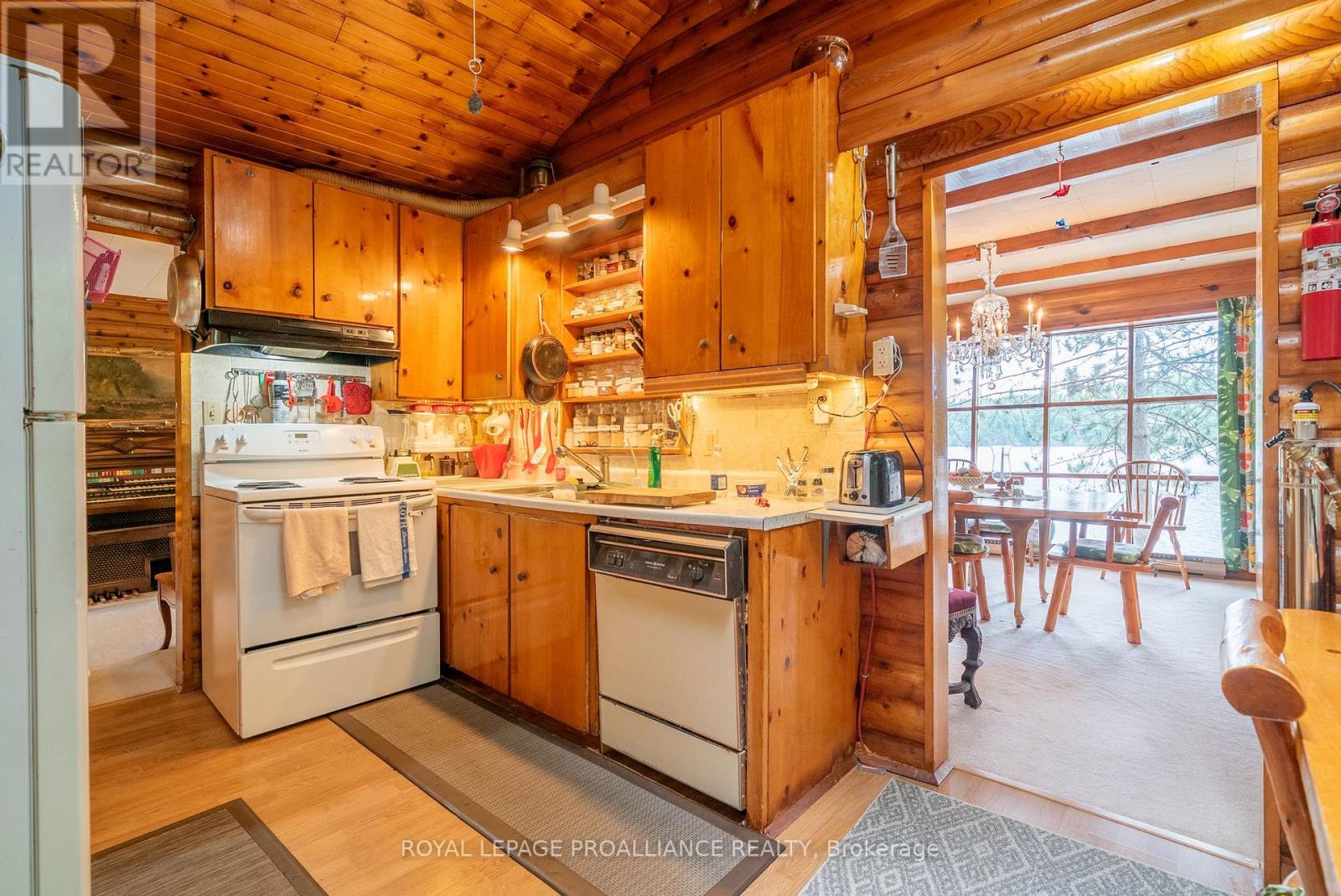 1346b S Mazinaw Heights Road Property Photo 19