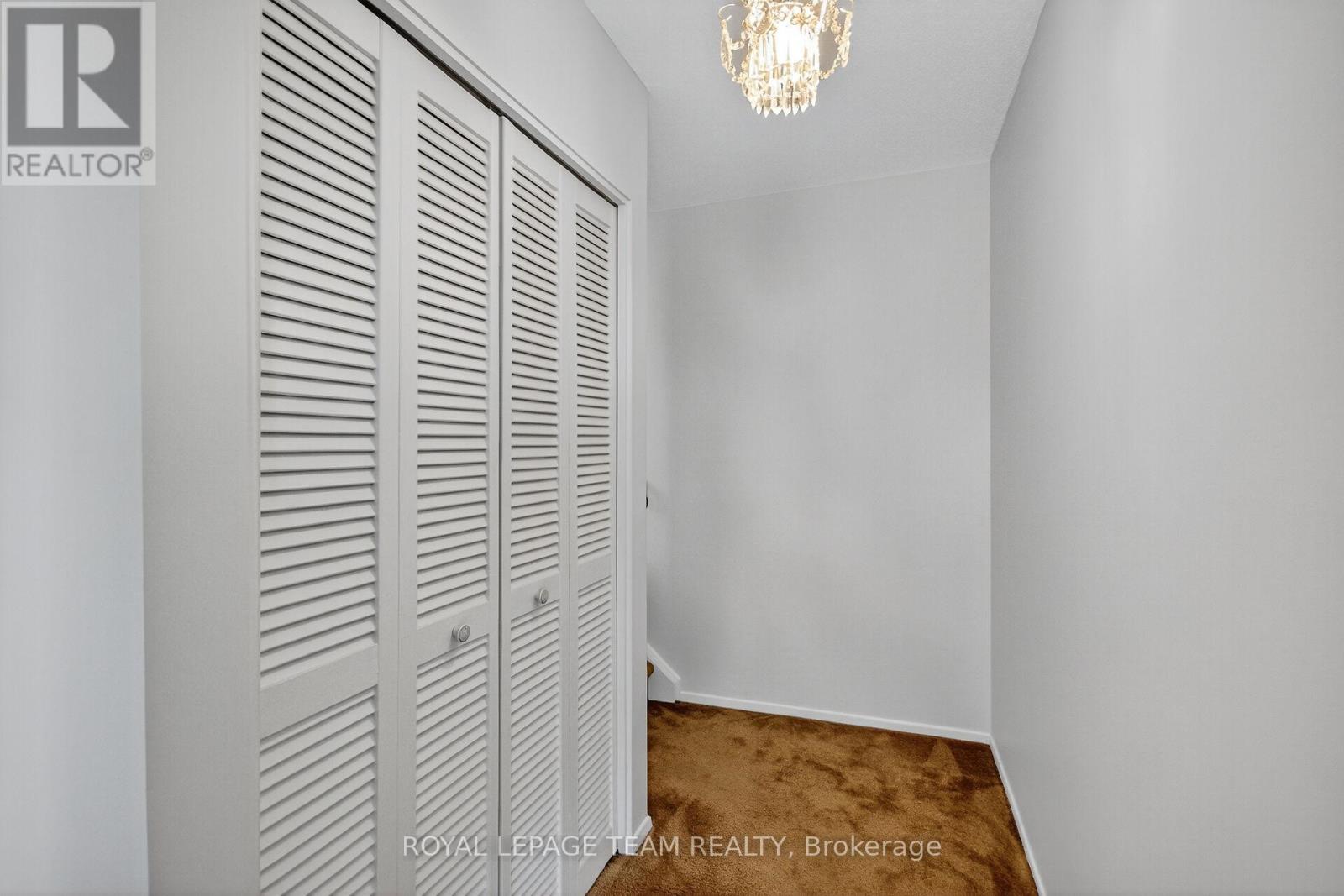 1900 Southampton Court Property Photo 7