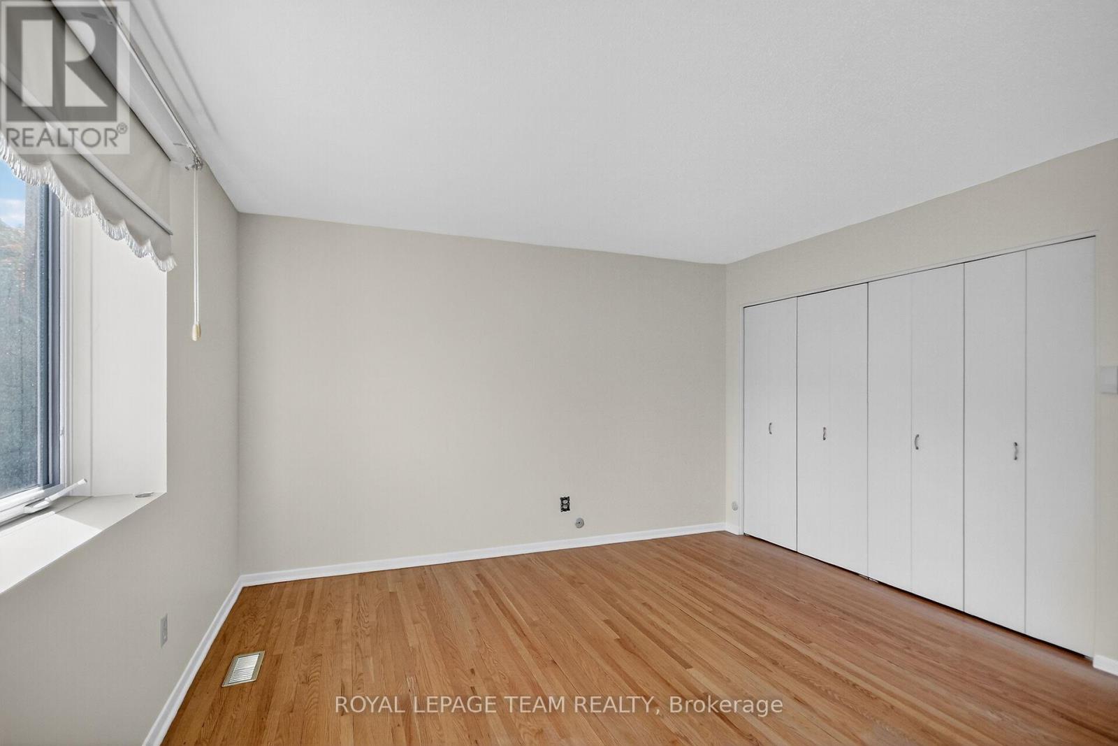 1900 Southampton Court Property Photo 23
