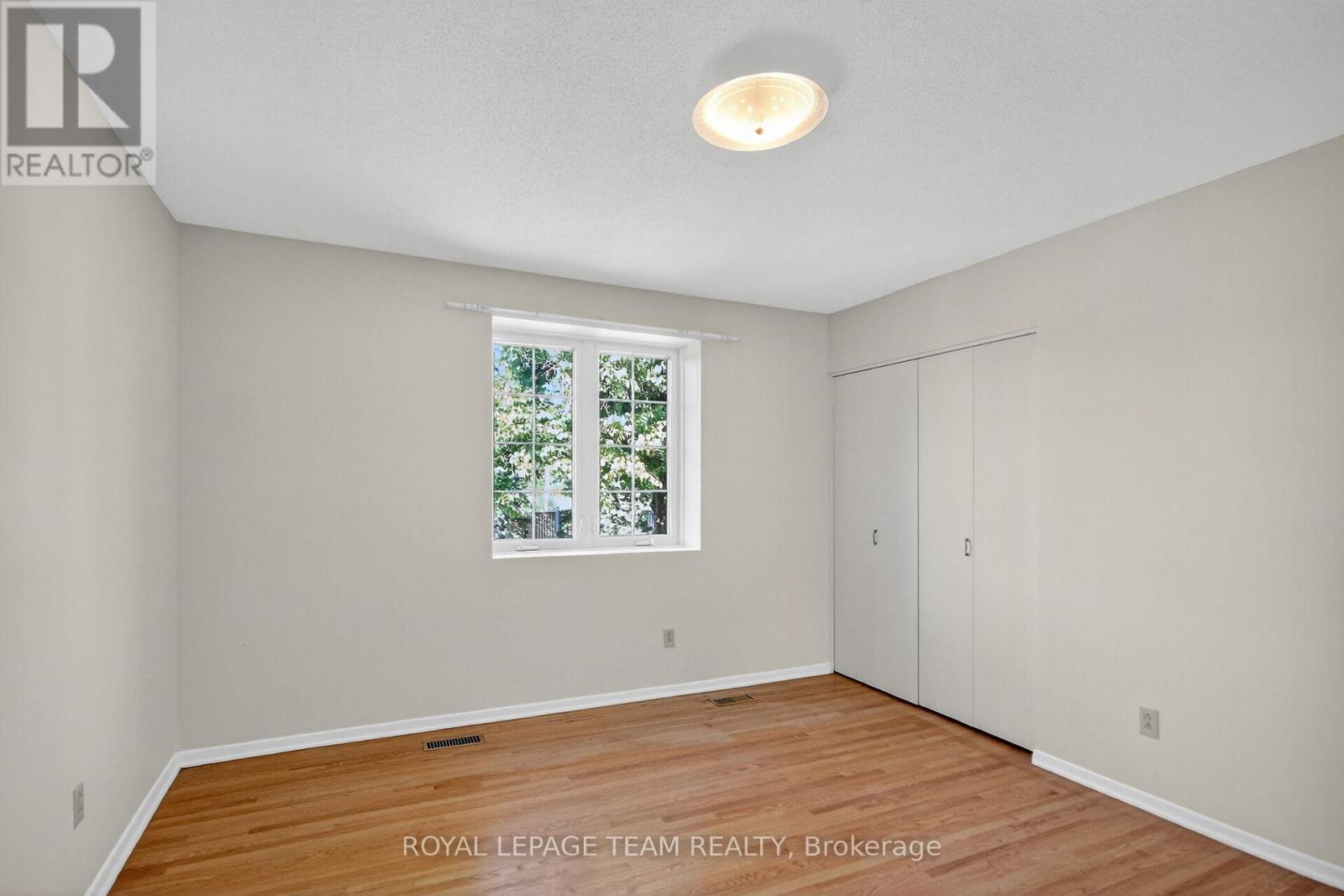 1900 Southampton Court Property Photo 24