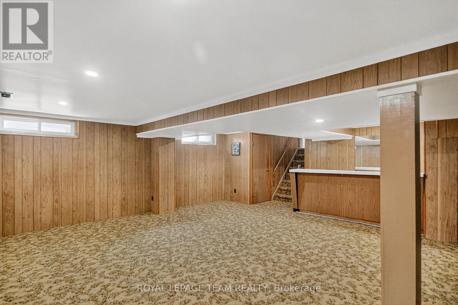 1900 Southampton Court Property Photo 31