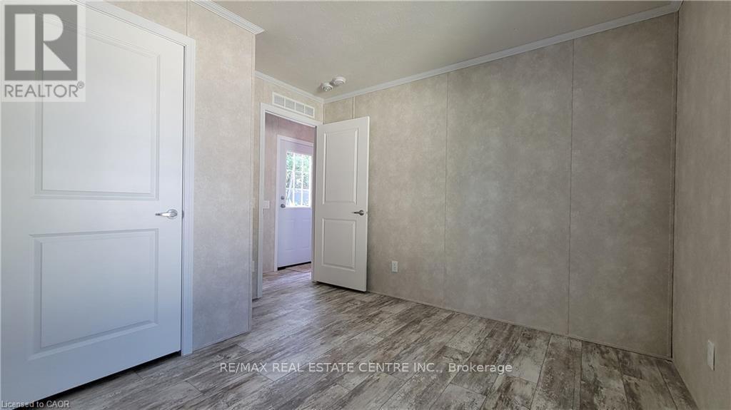 24 Macpherson Crescent Property Photo 13