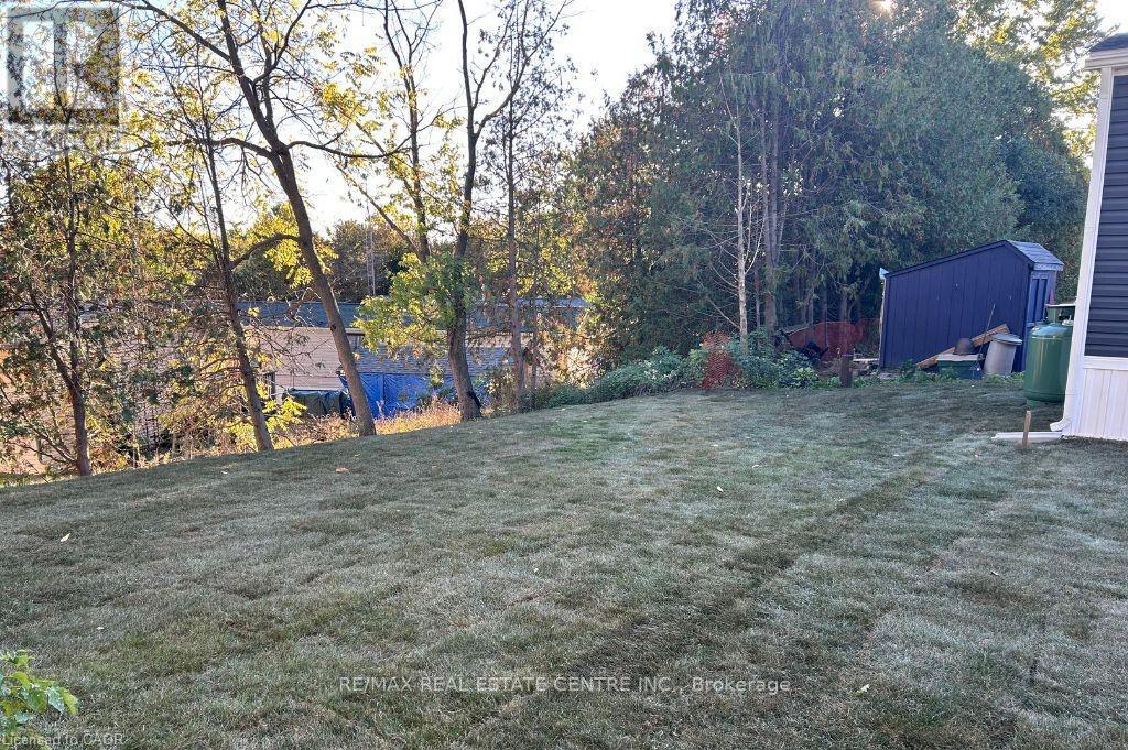 24 Macpherson Crescent Property Photo 15