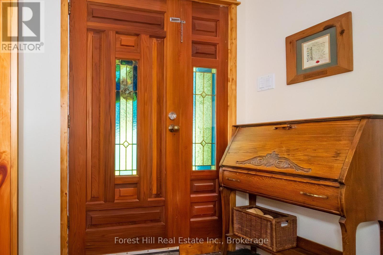 1289 Delbrooke Road S Property Photo 8