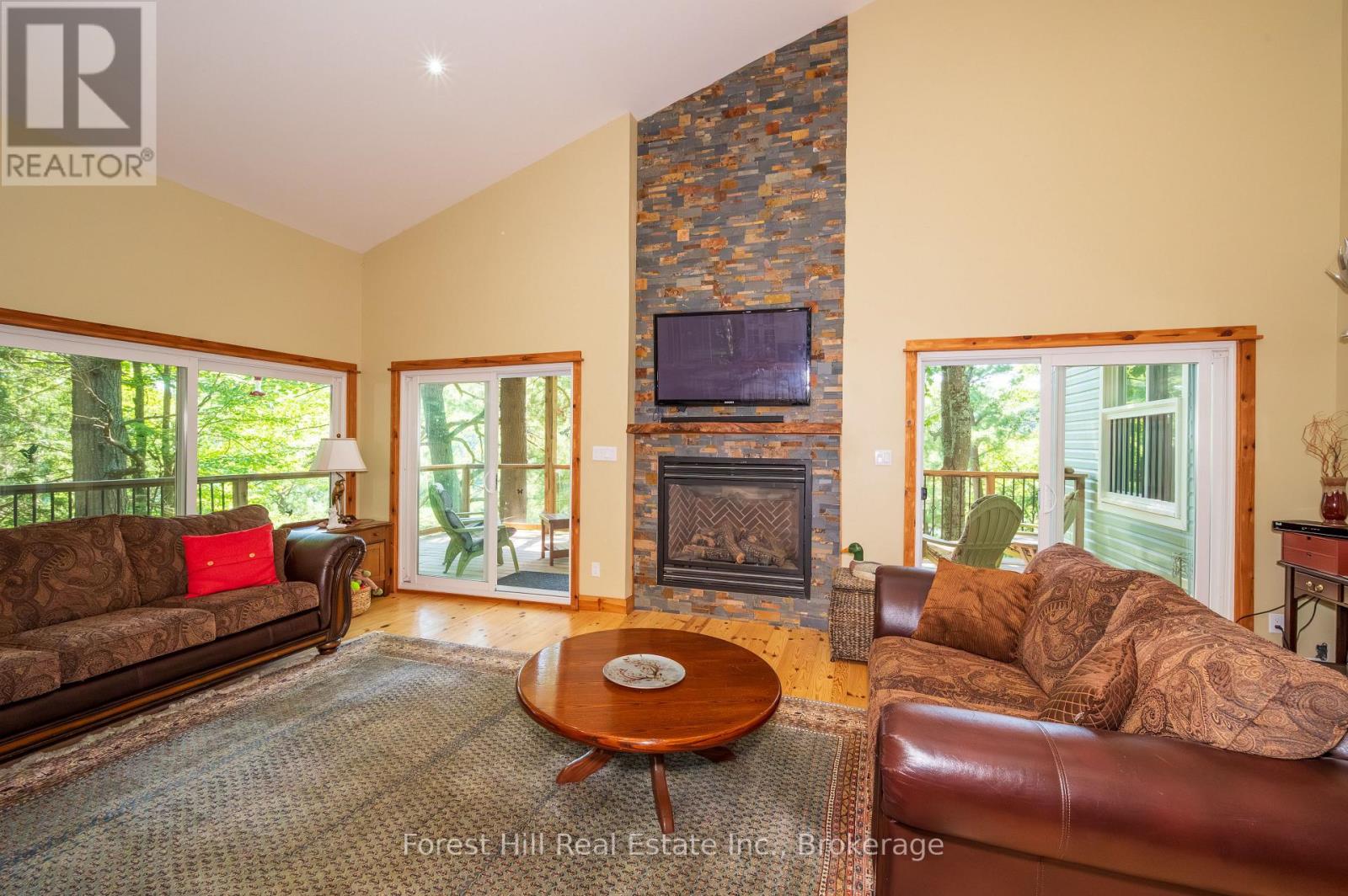 1289 Delbrooke Road S Property Photo 18