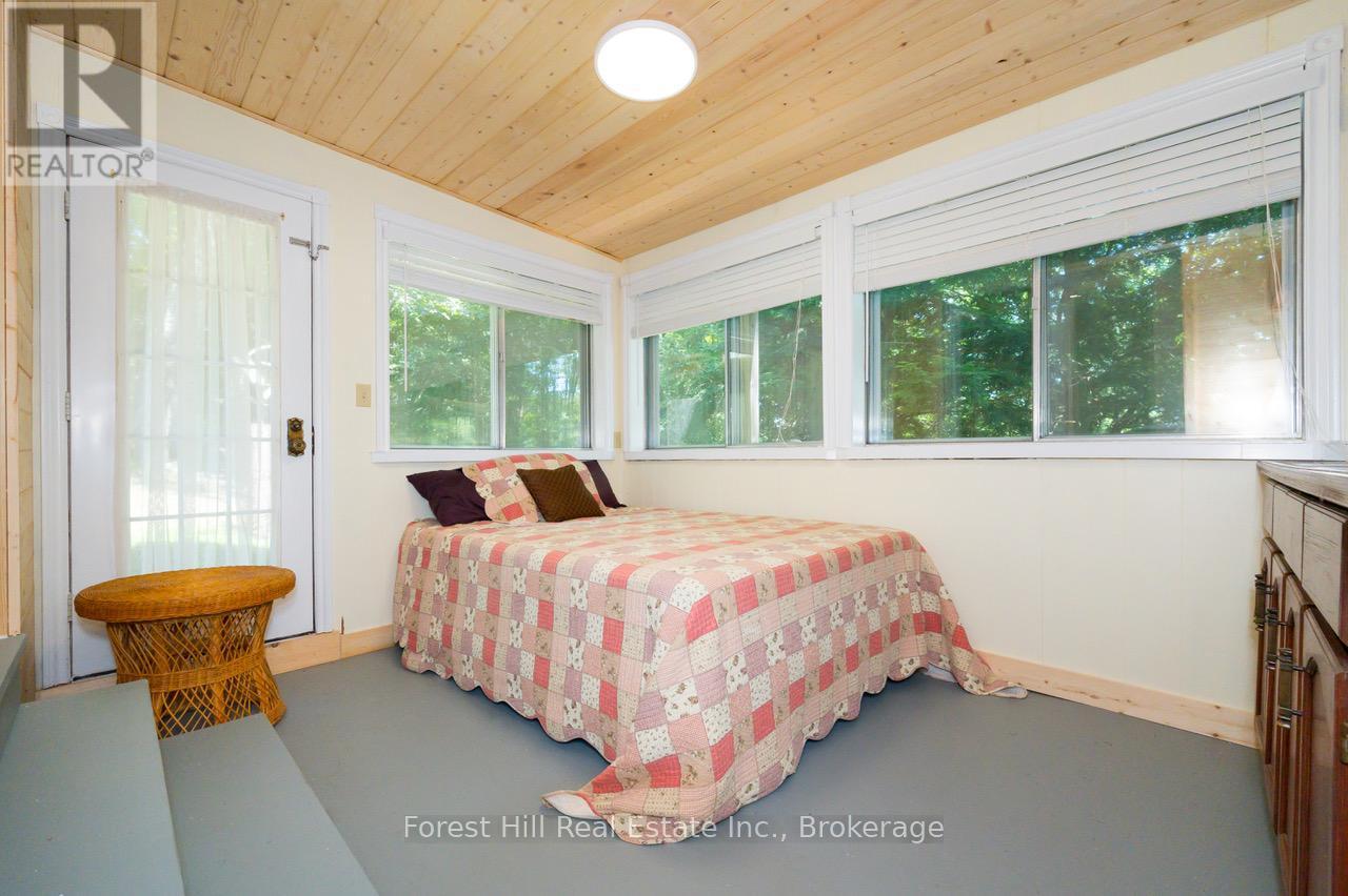 1289 Delbrooke Road S Property Photo 38