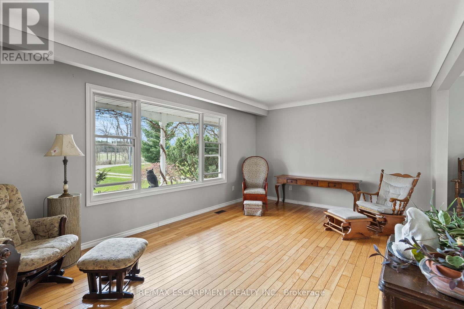 488 Townline Road Property Photo 8