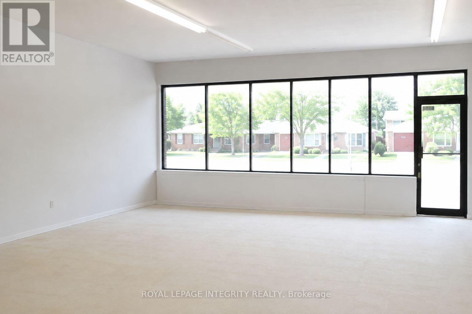1117 Cobden Road Property Photo 4