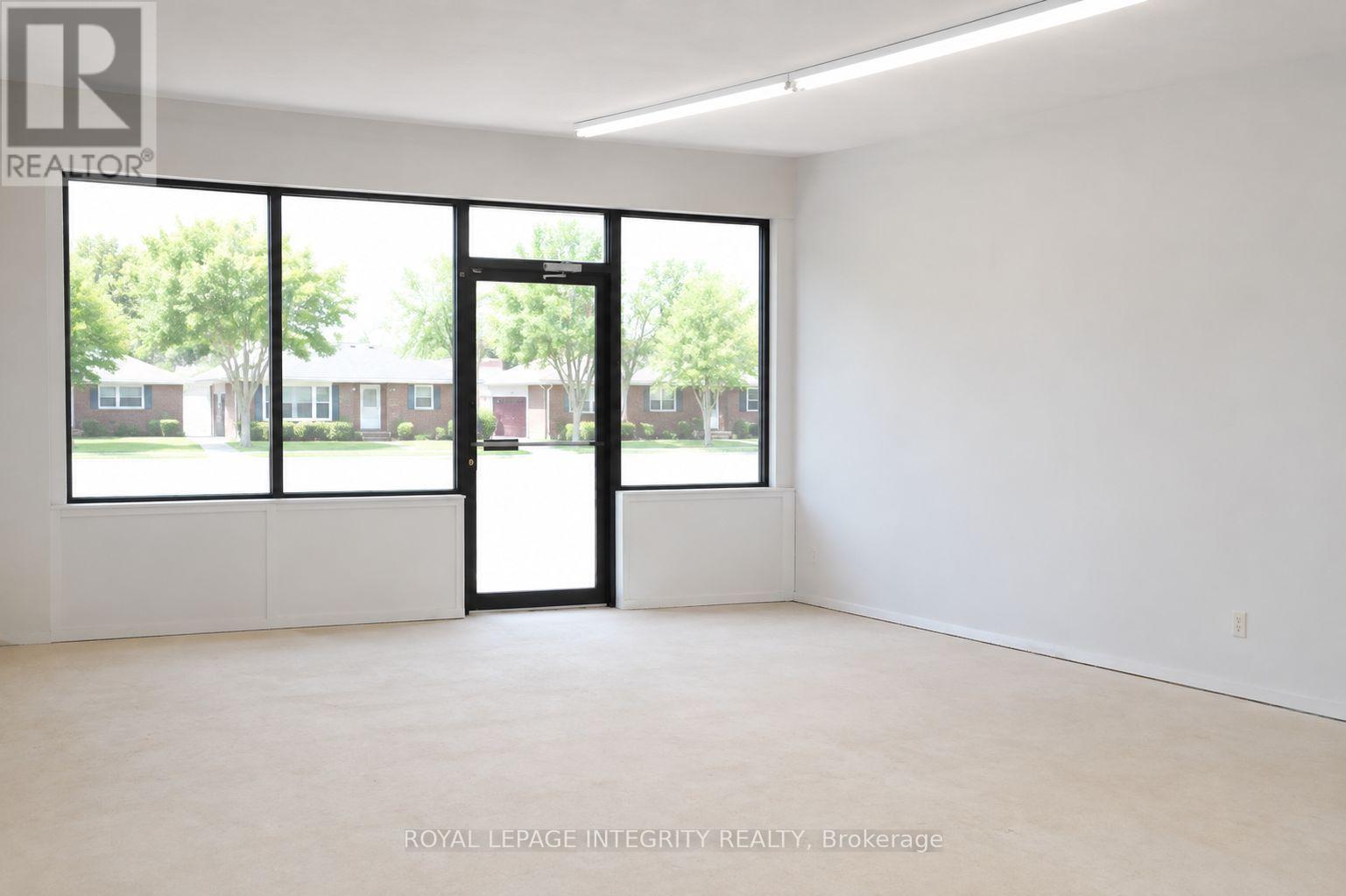 1117 Cobden Road Property Photo 5