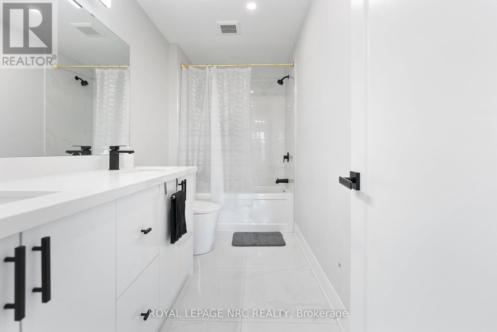 318 River Road Property Photo 14