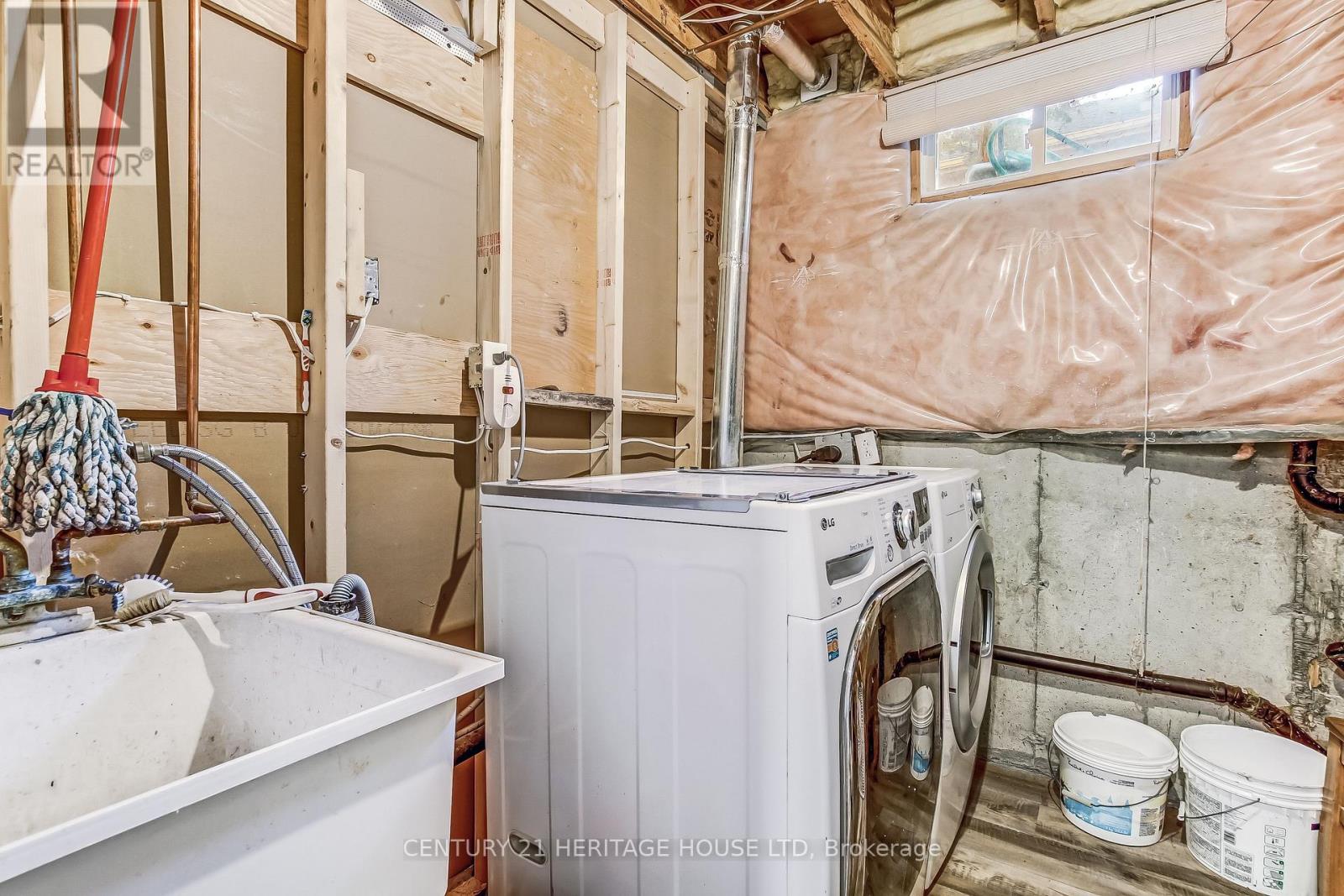 18 Hickory Boulevard W Property Photo 14
