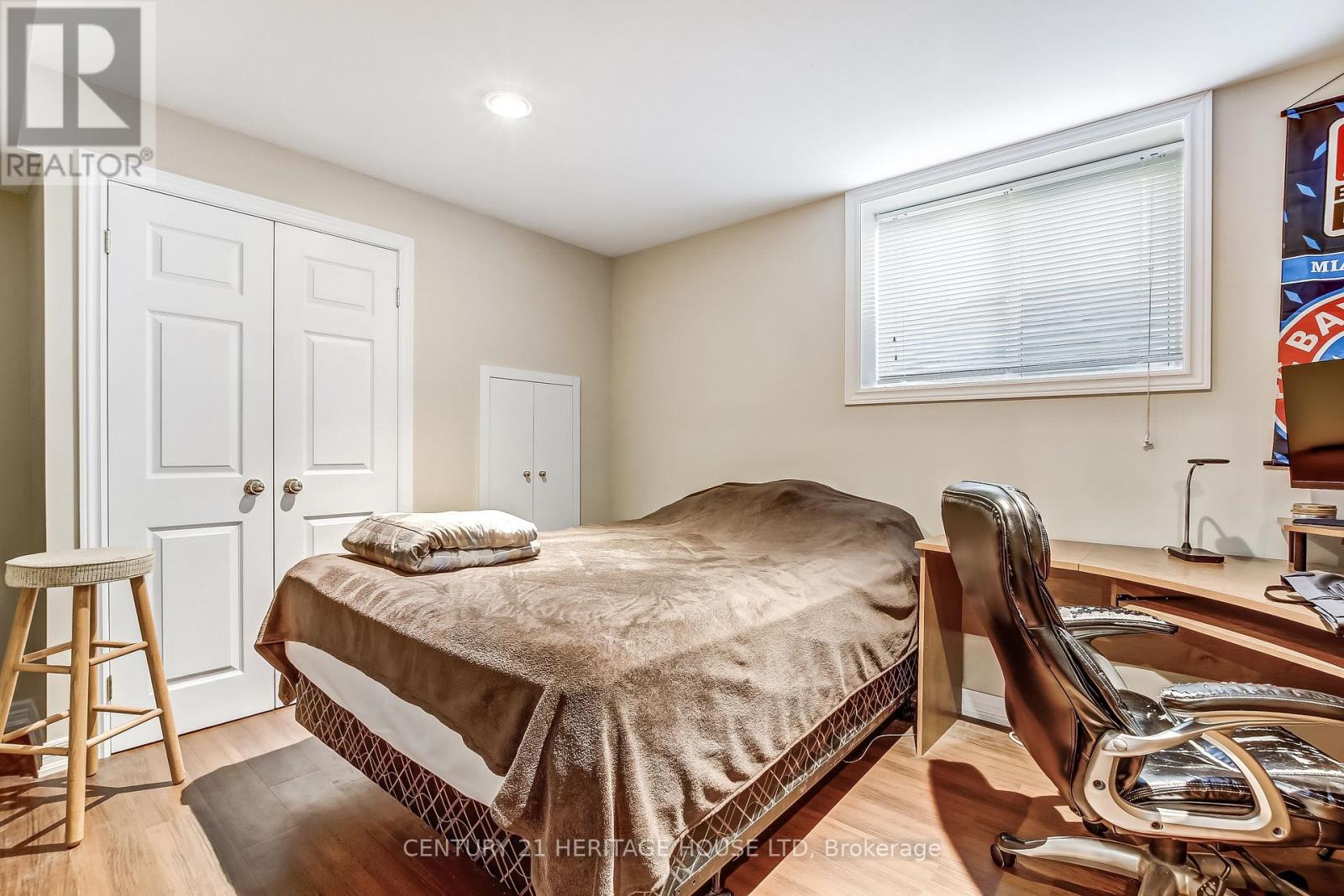 18 Hickory Boulevard W Property Photo 17