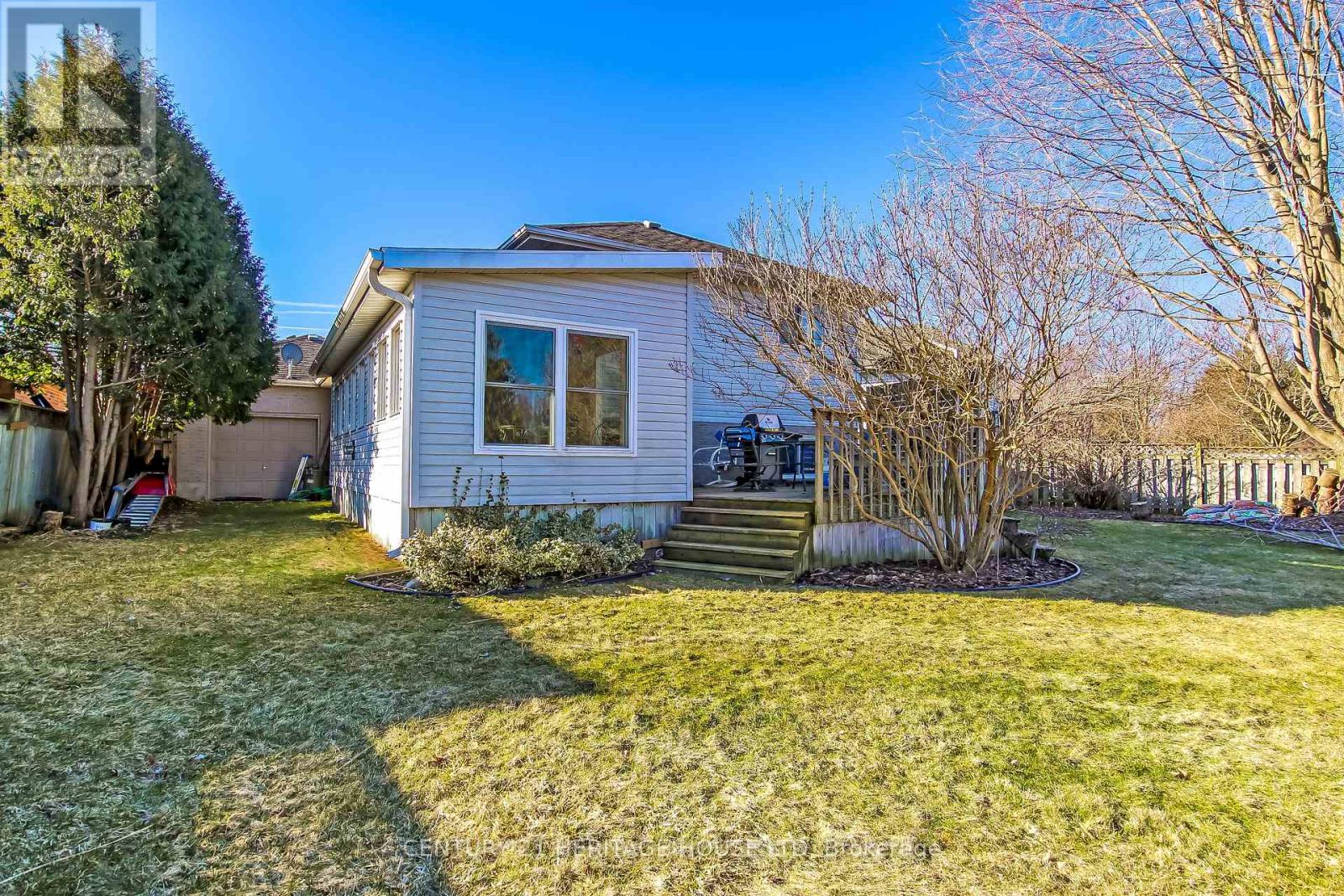 18 Hickory Boulevard W Property Photo 22