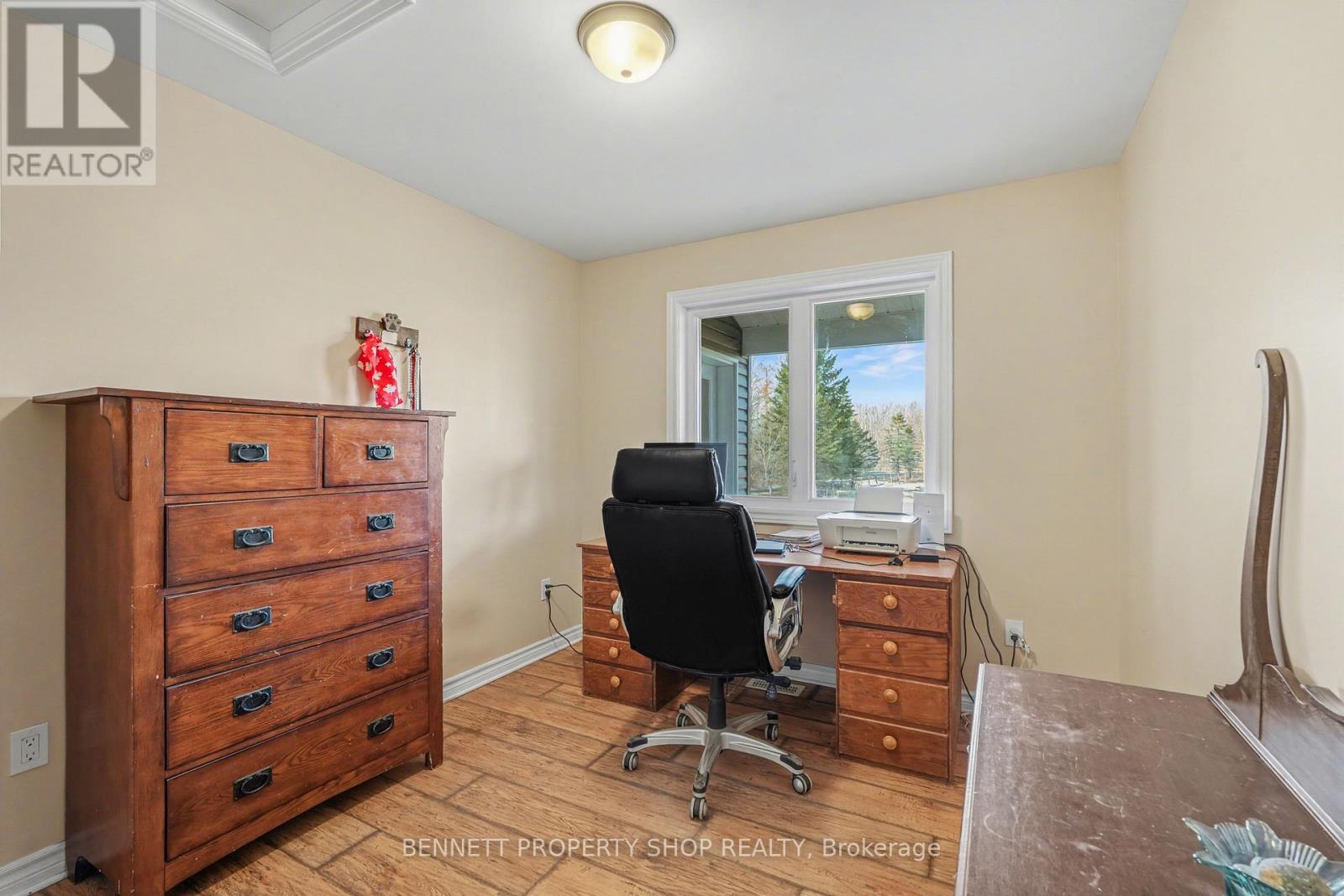 7261 Third Line Road S Property Photo 13