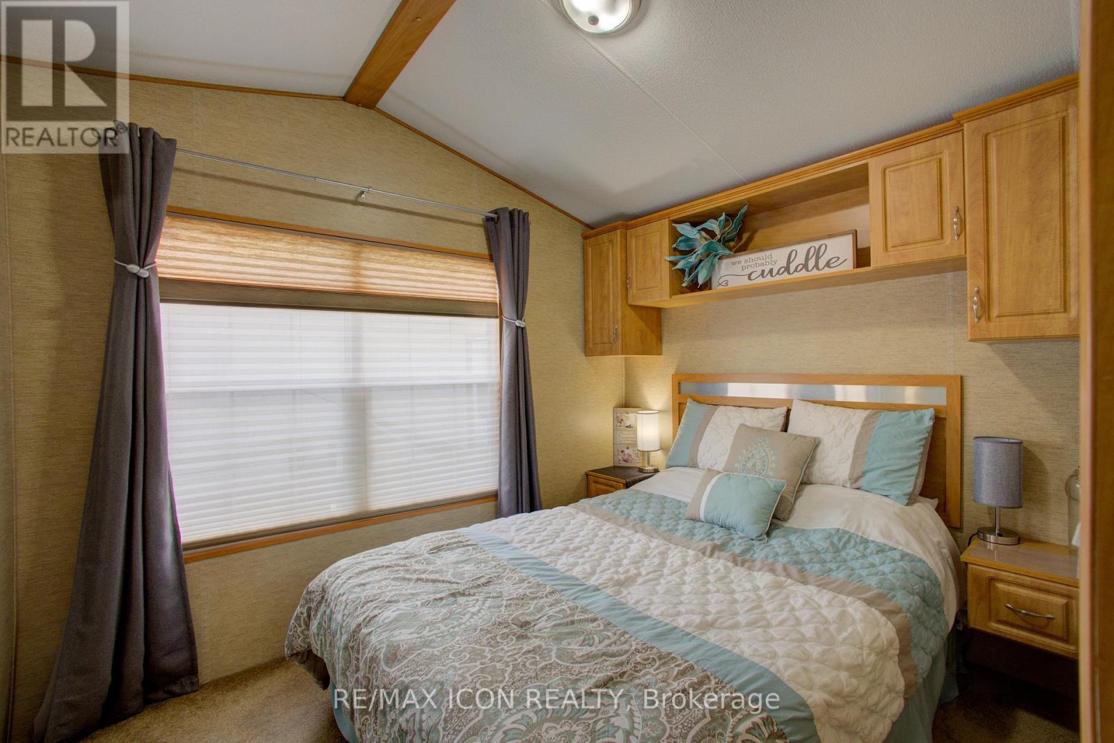 7489 Sideroad 5 E Property Photo 24