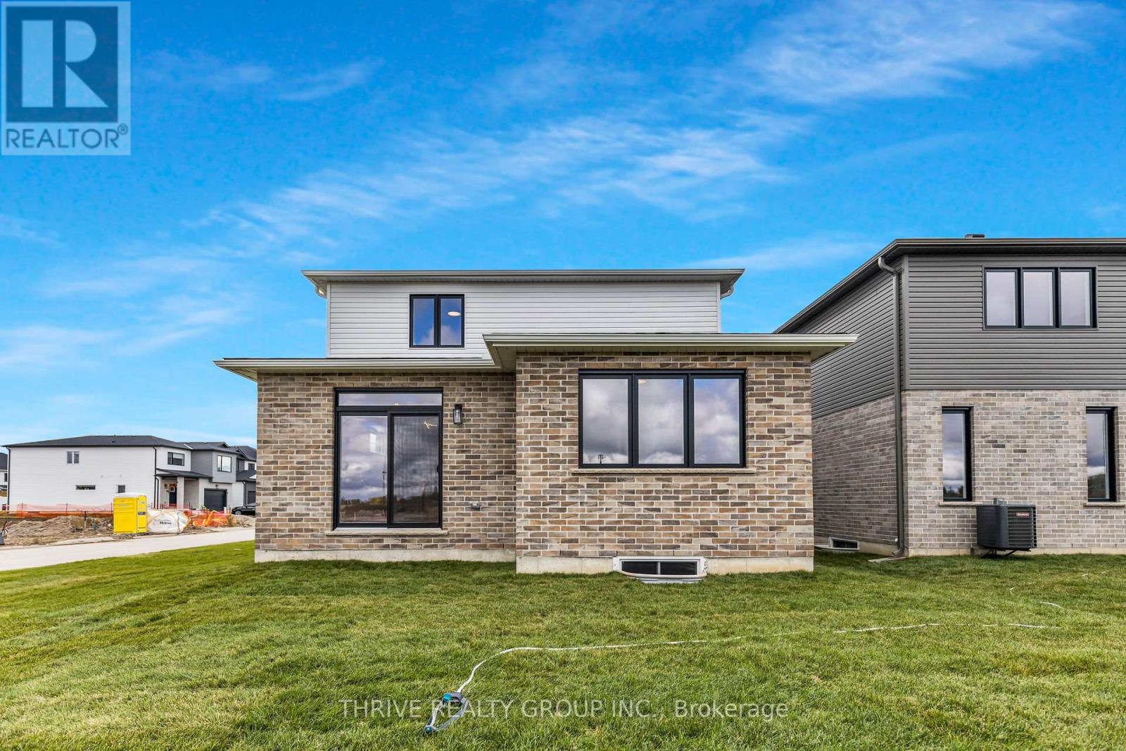 3076 Buroak Drive Property Photo 6