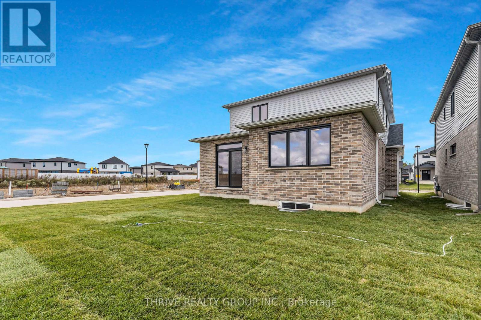 3076 Buroak Drive Property Photo 7