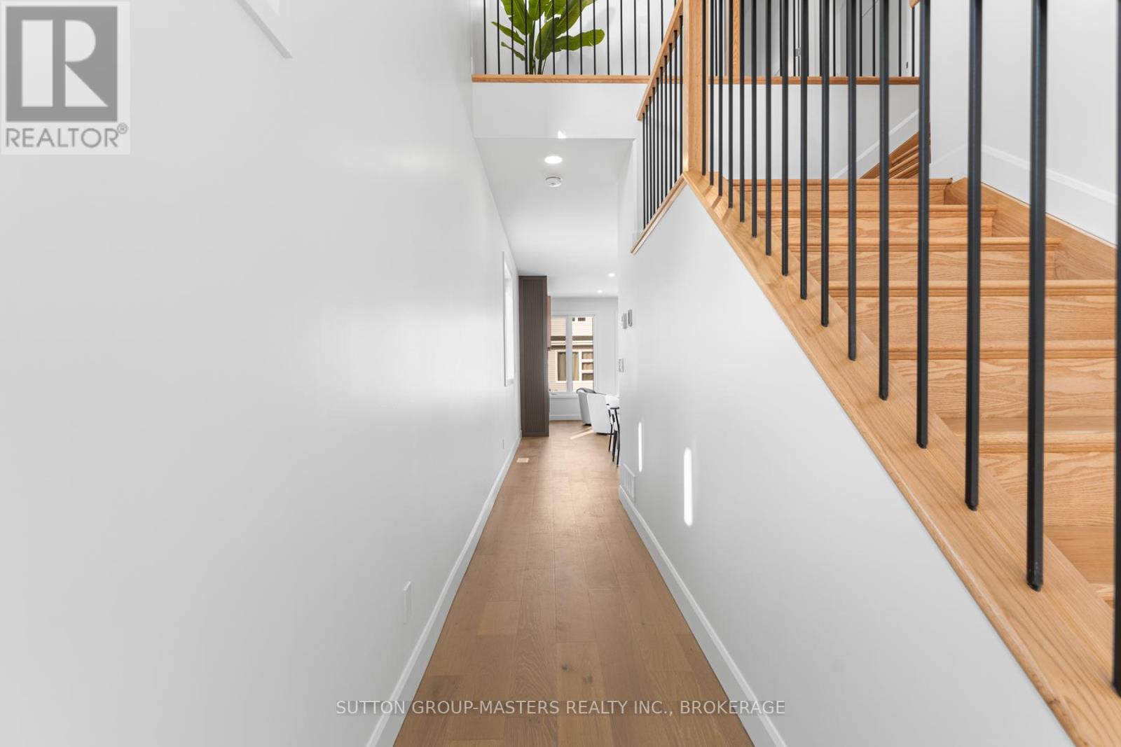 204 Superior Drive Property Photo 8