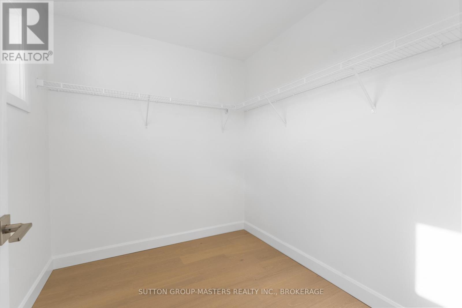 204 Superior Drive Property Photo 32