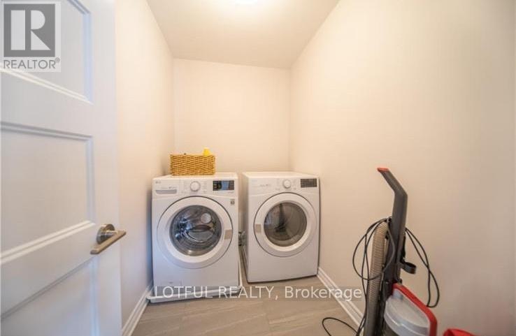 304 Belfort Street Property Photo 11