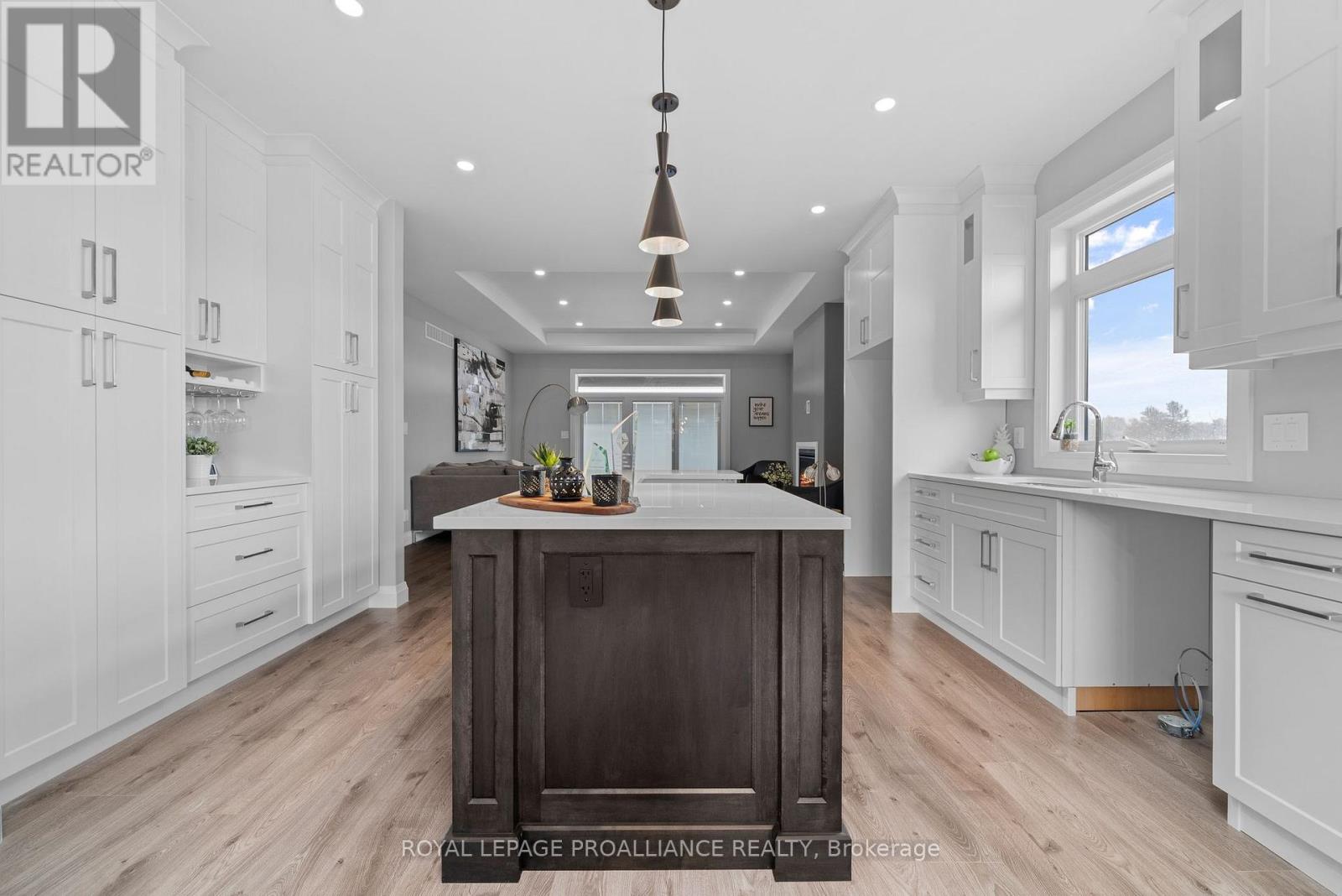 5 Mackenzie John Crescent Property Photo 15