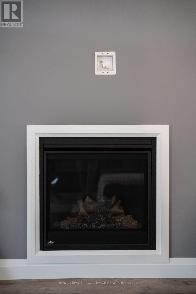 5 Mackenzie John Crescent Property Photo 23