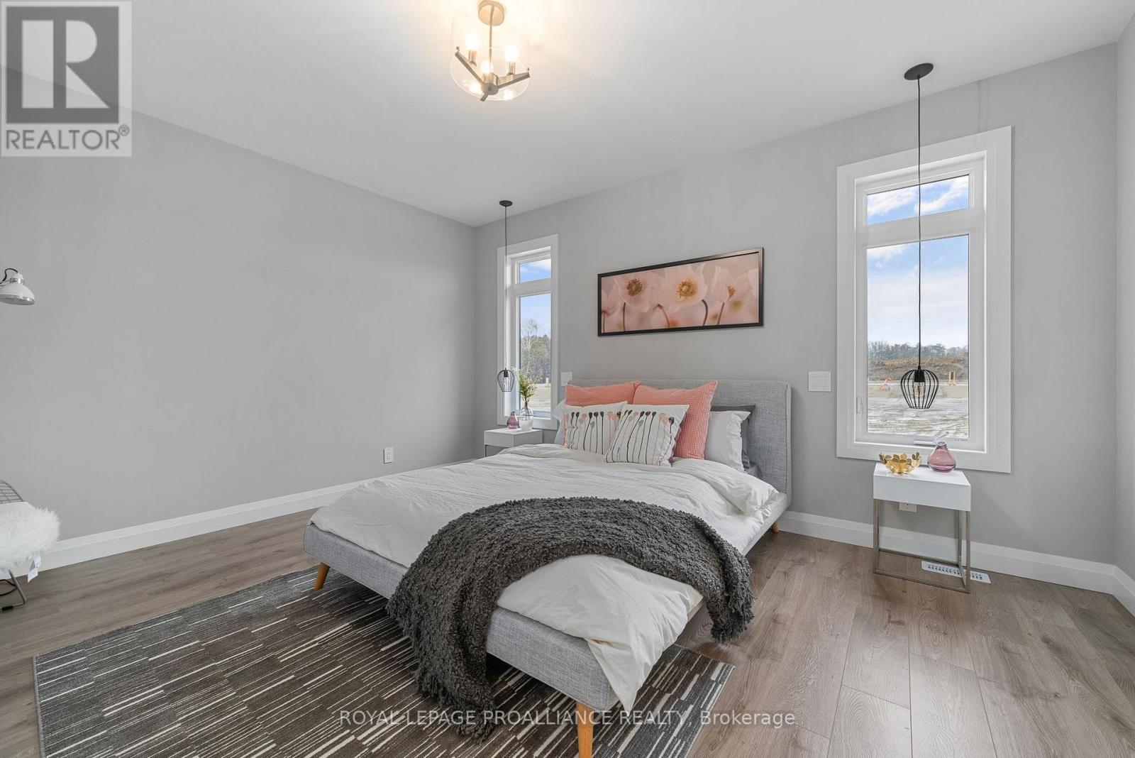 5 Mackenzie John Crescent Property Photo 27