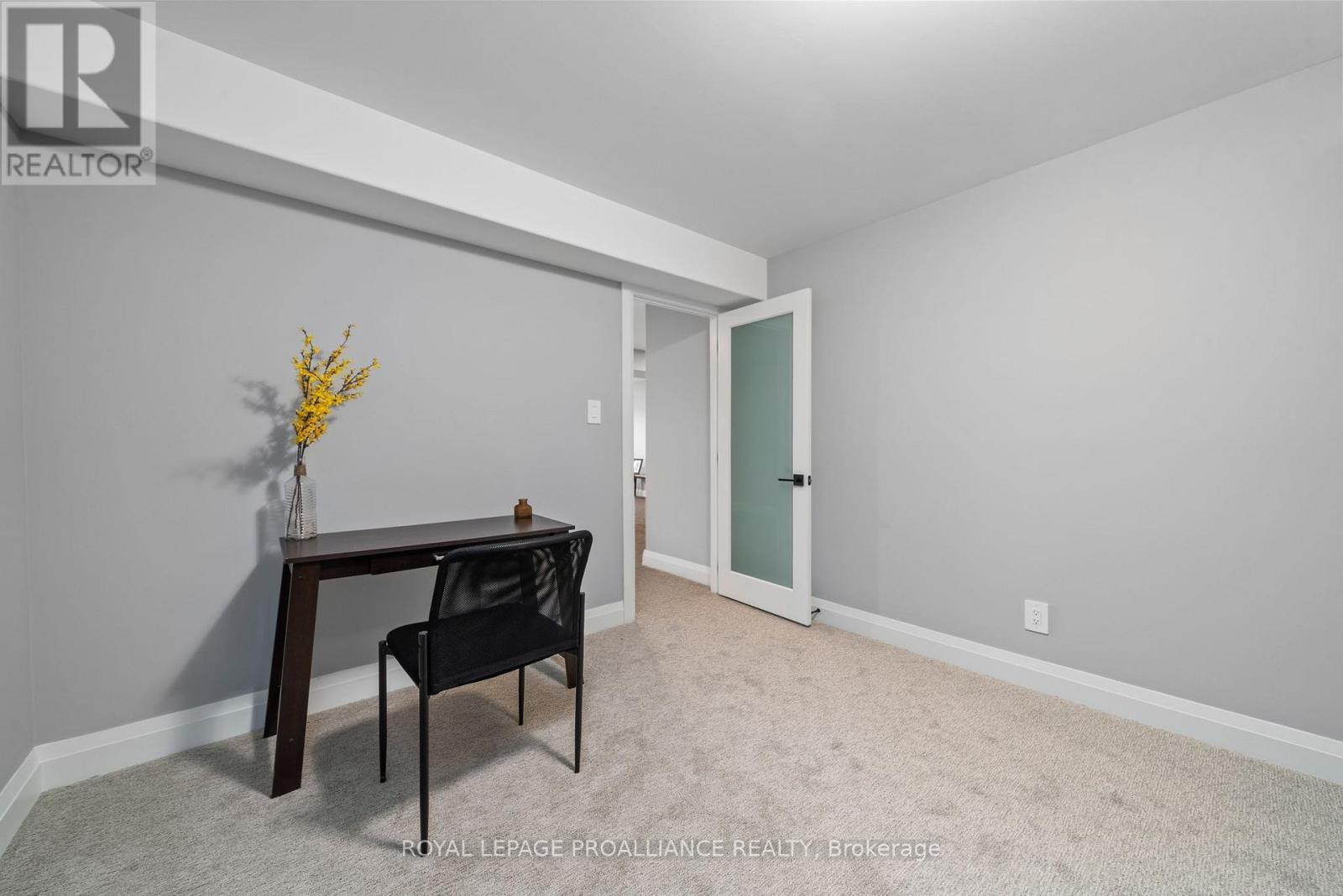 5 Mackenzie John Crescent Property Photo 33