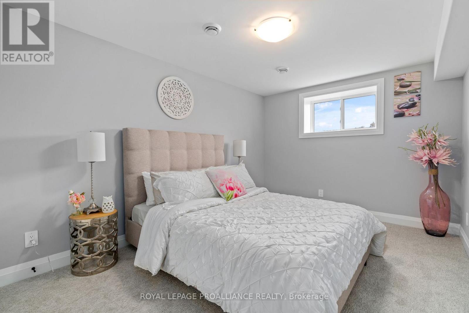 5 Mackenzie John Crescent Property Photo 38