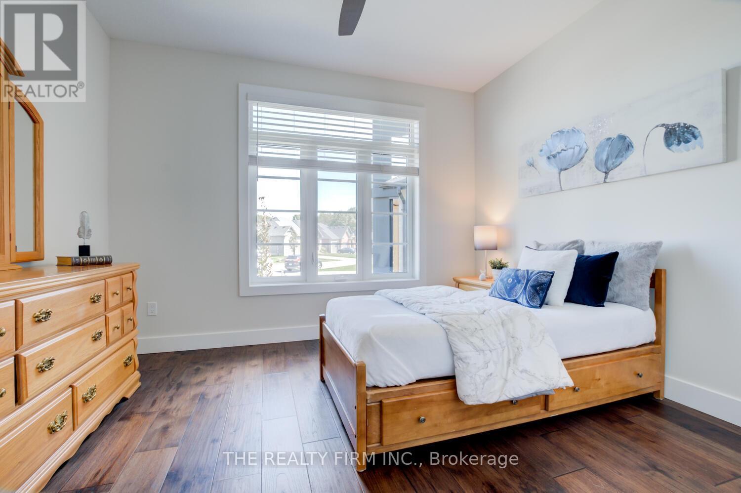 283 Elizabeth Street Property Photo 14