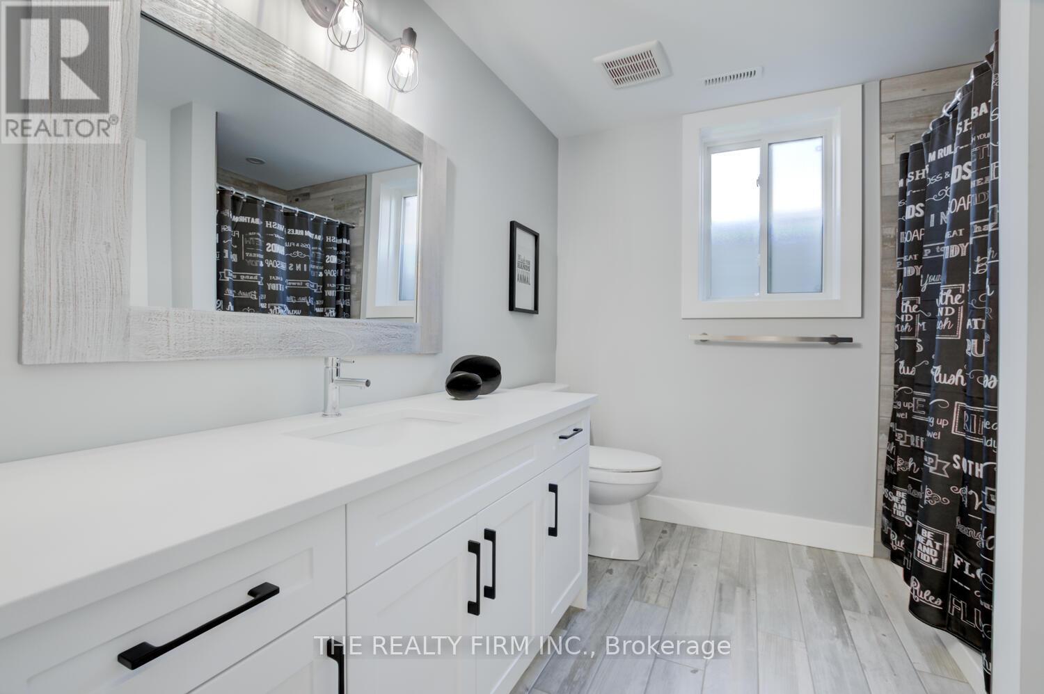 283 Elizabeth Street Property Photo 30