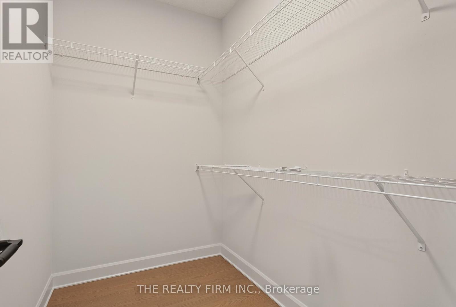 289 King Street Property Photo 26
