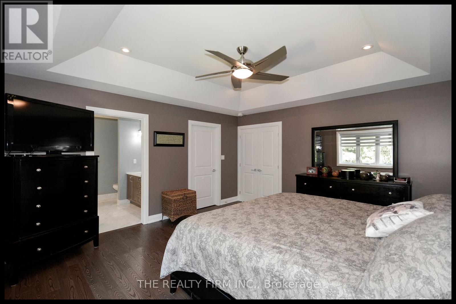 285 Elizabeth Street Property Photo 13