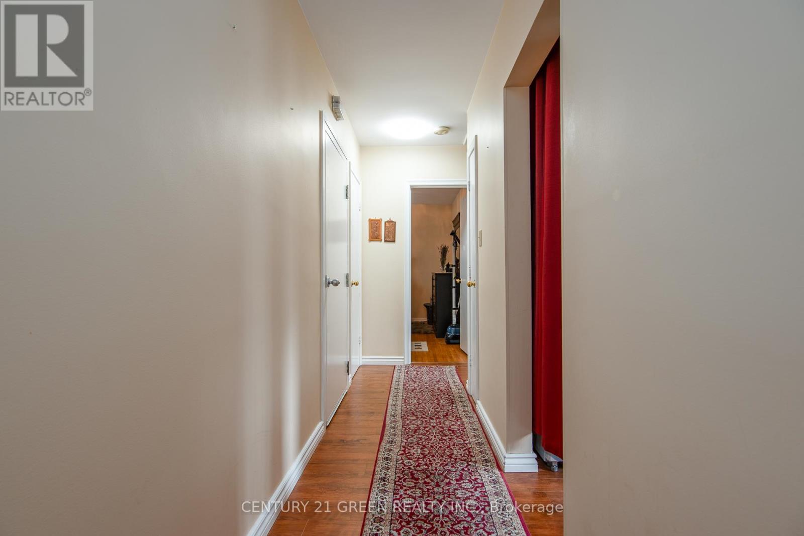 129 River Road E Property Photo 24