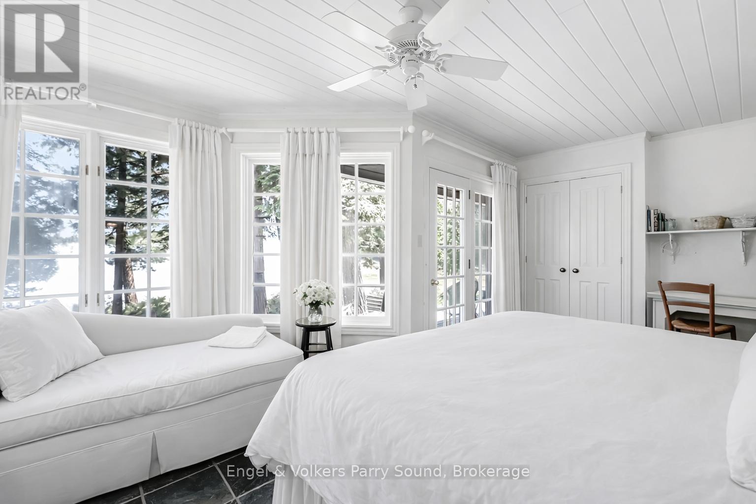 6 29c Mowat Island Property Photo 15