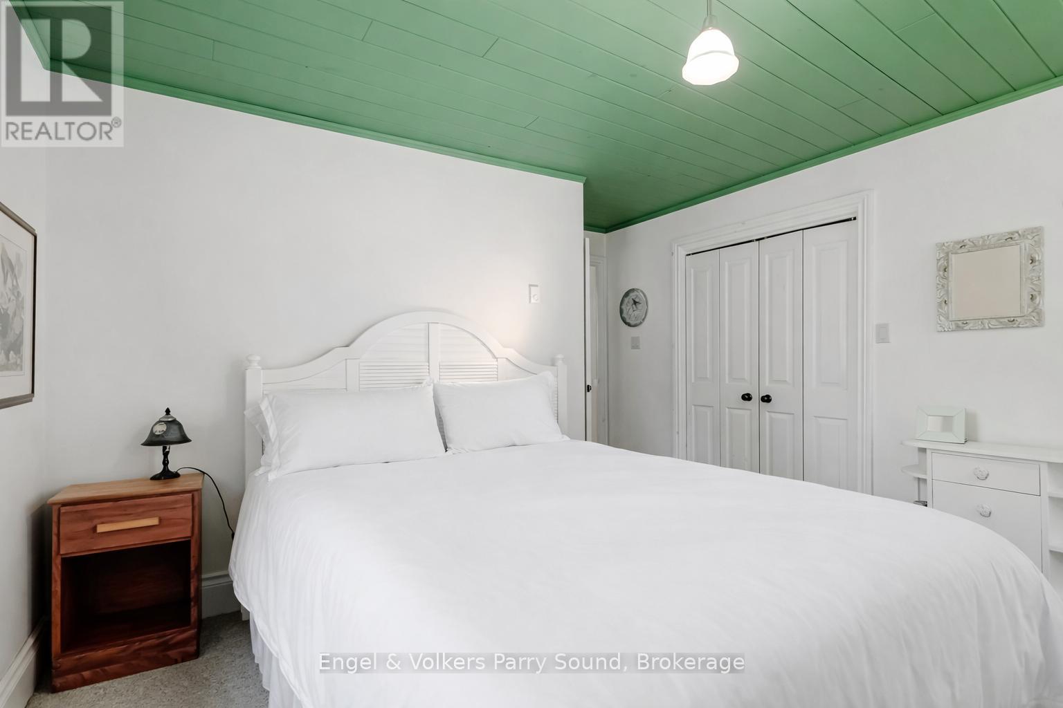 6 29c Mowat Island Property Photo 17
