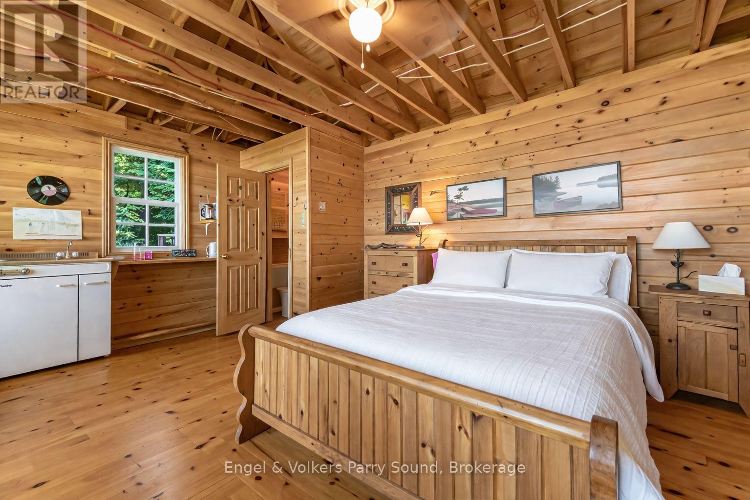 6 29c Mowat Island Property Photo 34