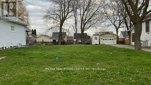 4346 Third Avenue Property Photo 2