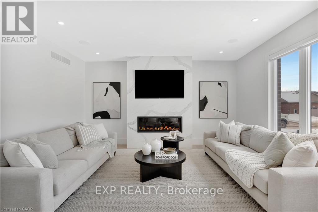 1048 Walton Avenue Property Photo 11