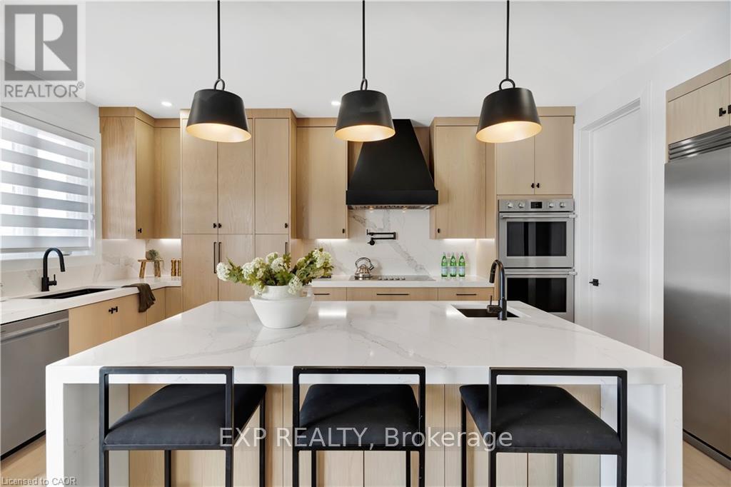 1048 Walton Avenue Property Photo 16