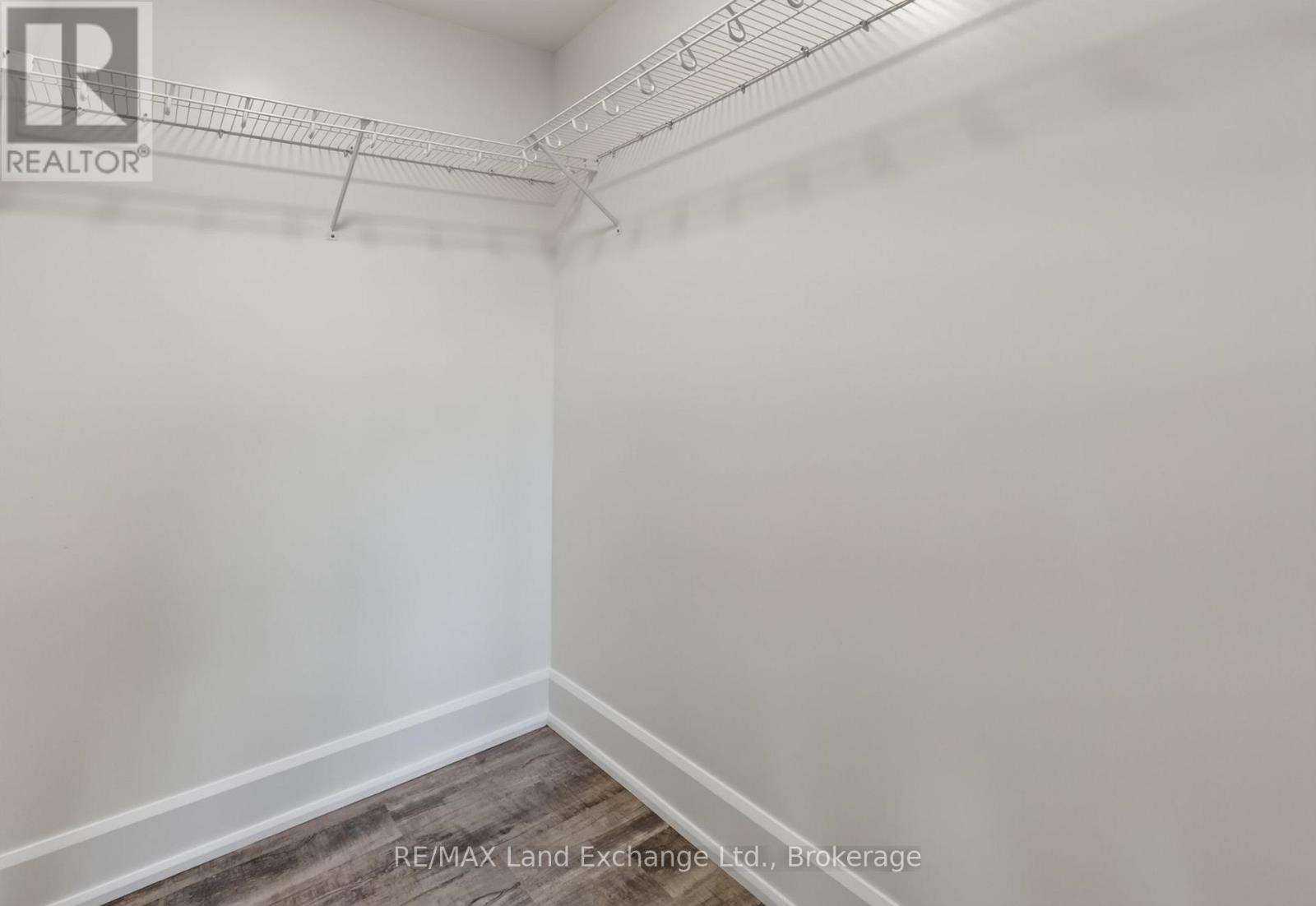 Unit 2 - 8 Golf Links Road Property Photo 24