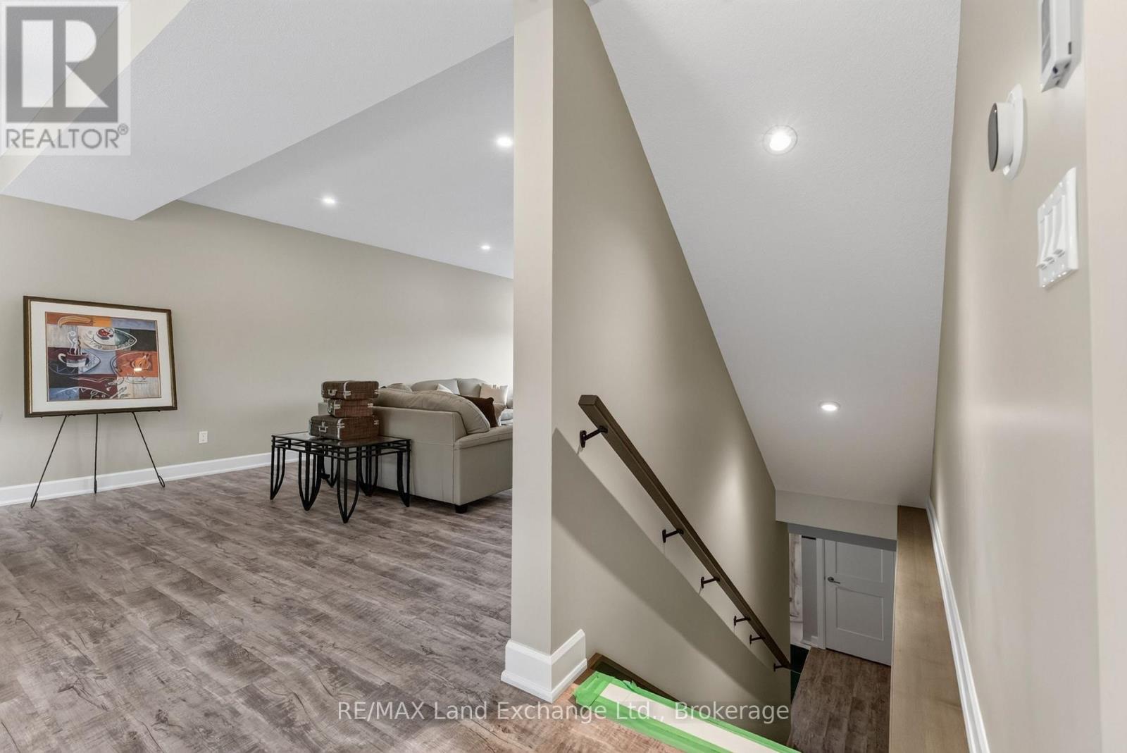 Unit 2 - 8 Golf Links Road Property Photo 25