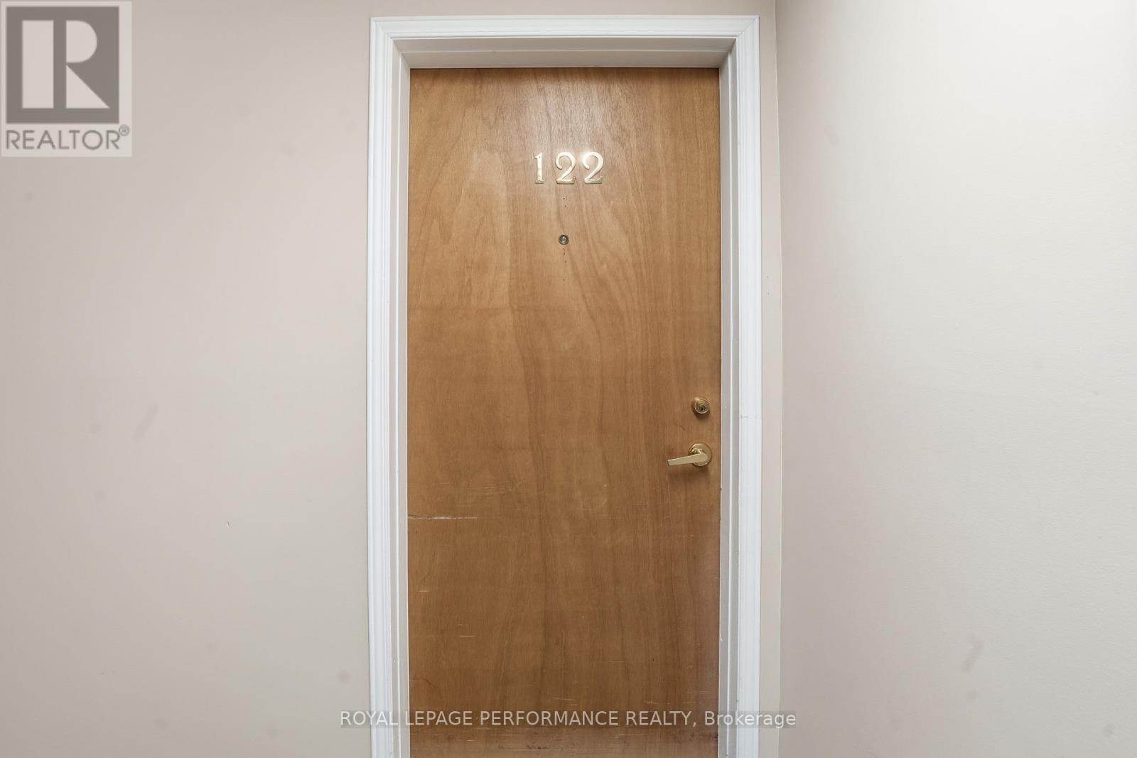 122 - 1101 Clement Street Property Photo 4