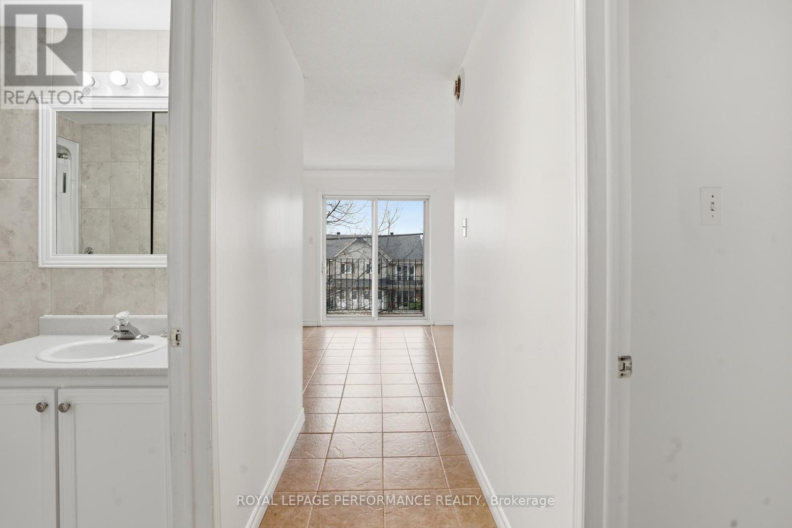 122 - 1101 Clement Street Property Photo 6