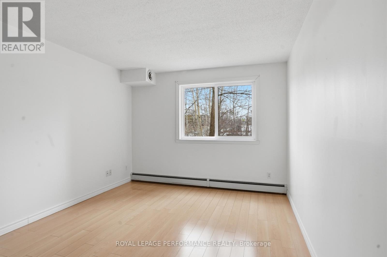 122 - 1101 Clement Street Property Photo 18